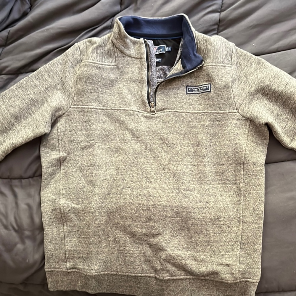 Small gray vineyard vines “The Shep Shirt”